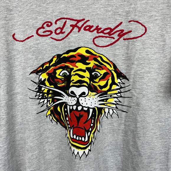 Ed Hardy Men's Tiger Short Sleeve Gray Shirt Crew Neck Size M - Picture 2 of 8